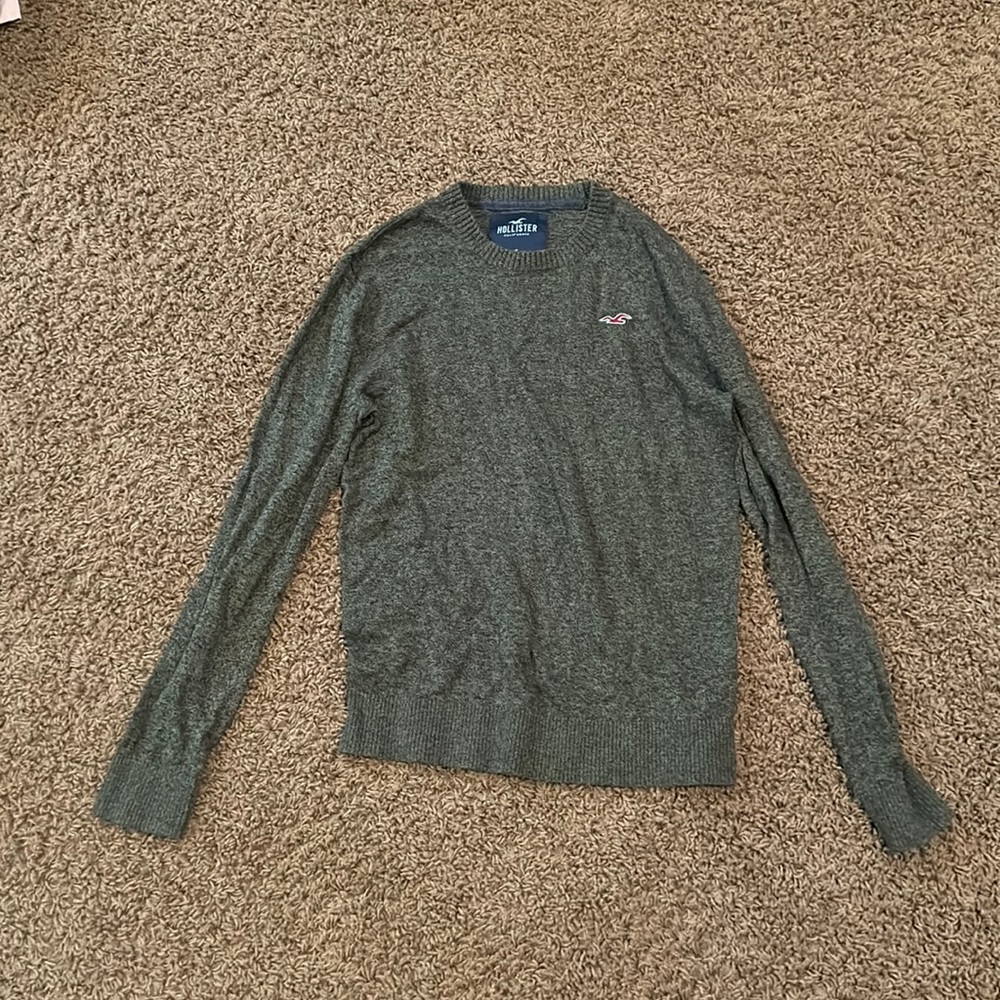 Dark green very soft Hollister sweater